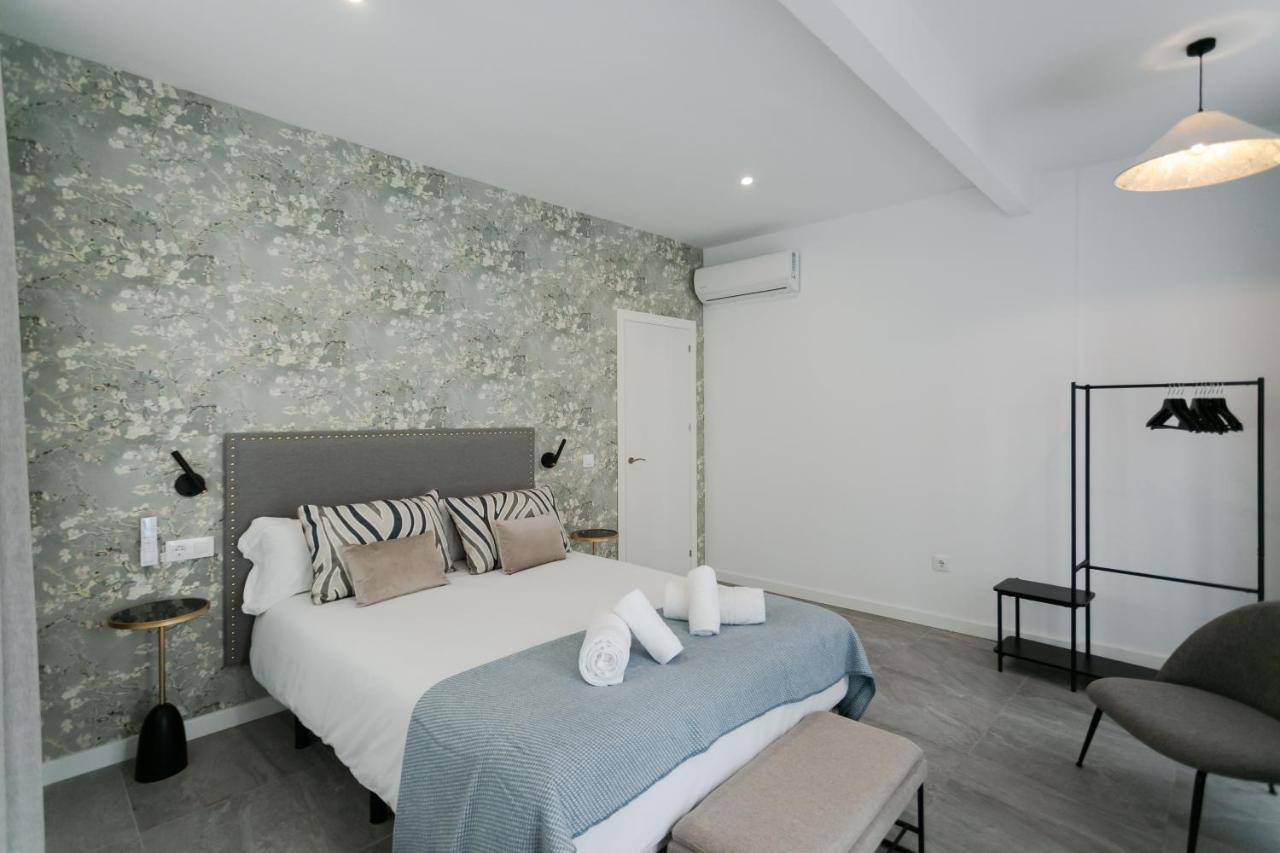 Lujoso Apartamento Con Piscina Compartida 2 塞维利亚 外观 照片