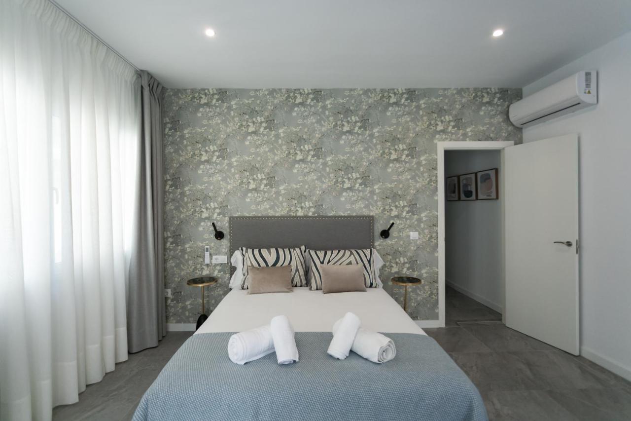 Lujoso Apartamento Con Piscina Compartida 2 塞维利亚 外观 照片