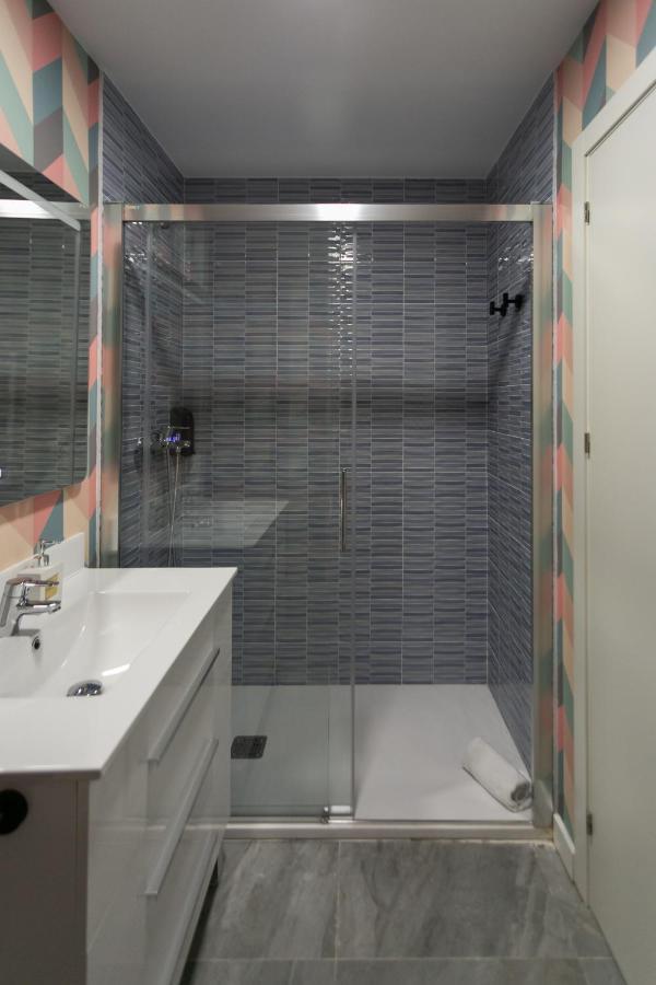 Lujoso Apartamento Con Piscina Compartida 2 塞维利亚 外观 照片