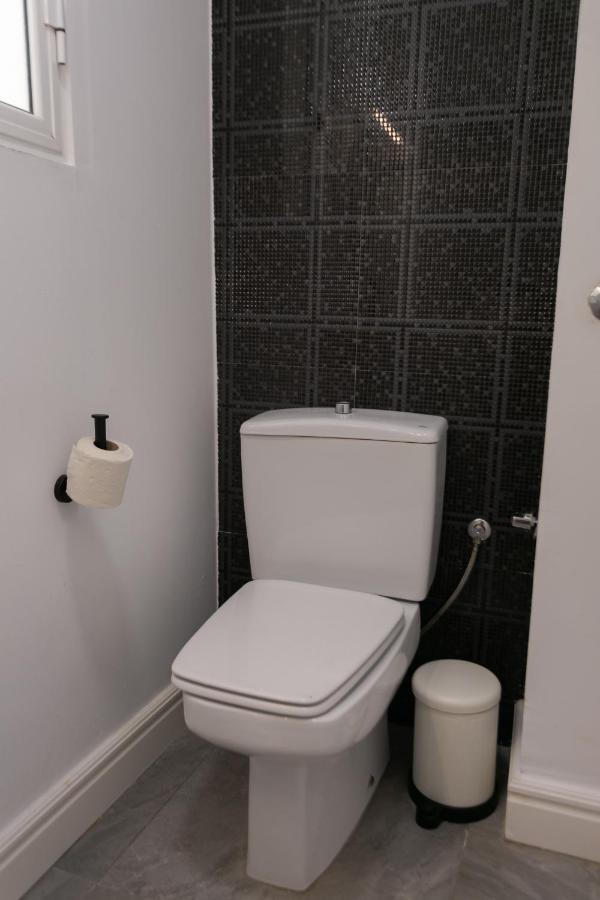 Lujoso Apartamento Con Piscina Compartida 2 塞维利亚 外观 照片